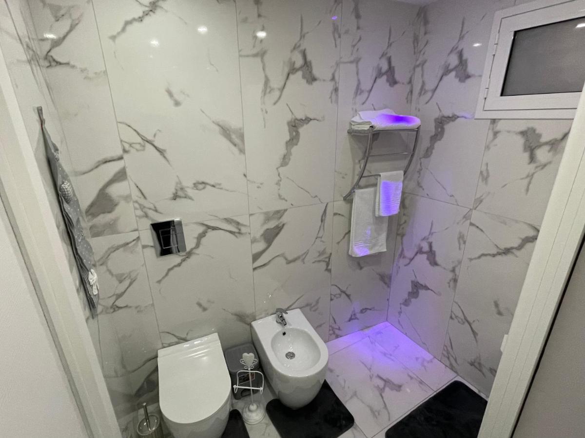 Dream House Apartment Catania Bagian luar foto